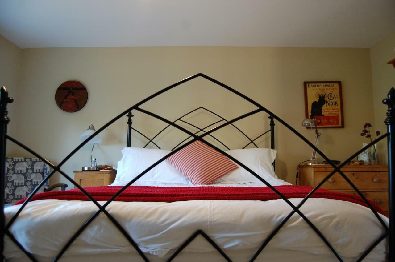 Home Barn Bed And Breakfastヨービル エクステリア 写真