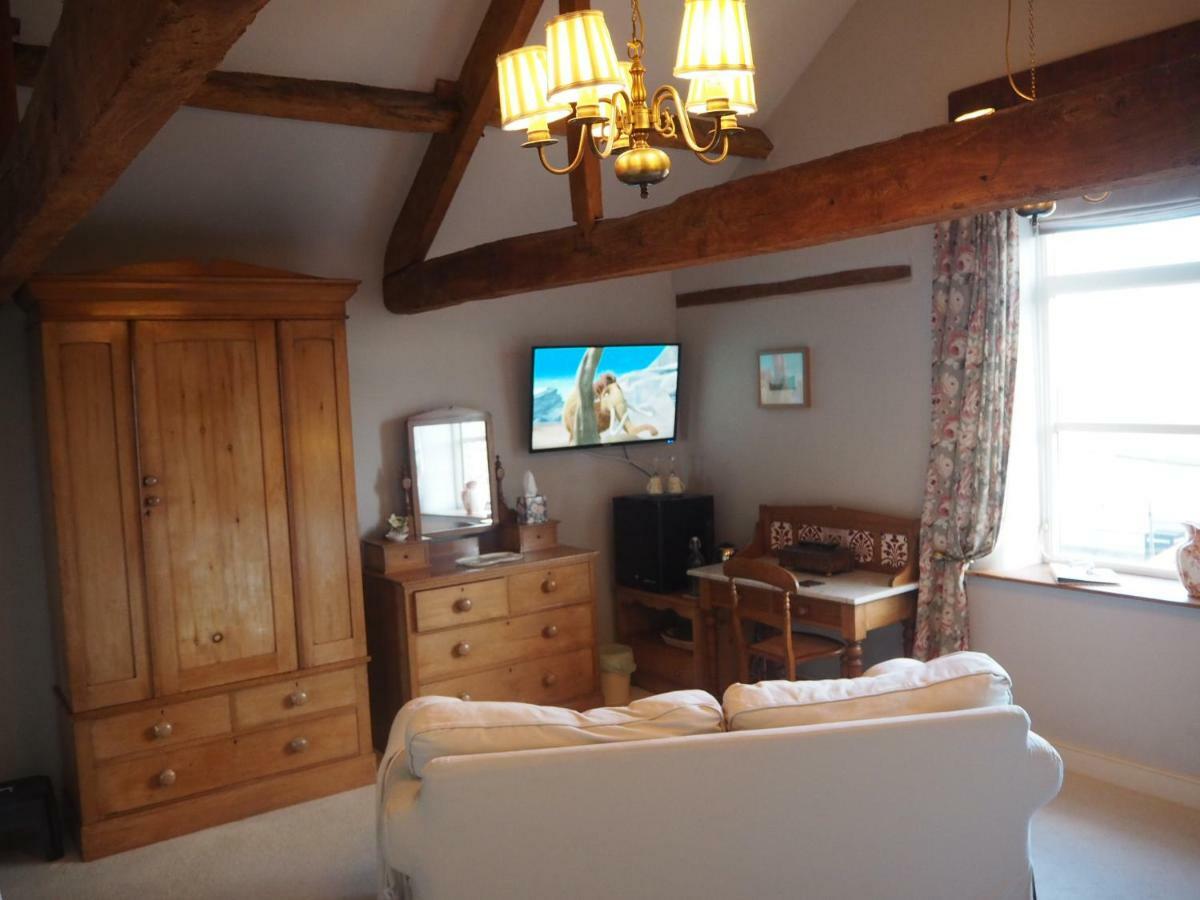 Home Barn Bed And Breakfastヨービル エクステリア 写真